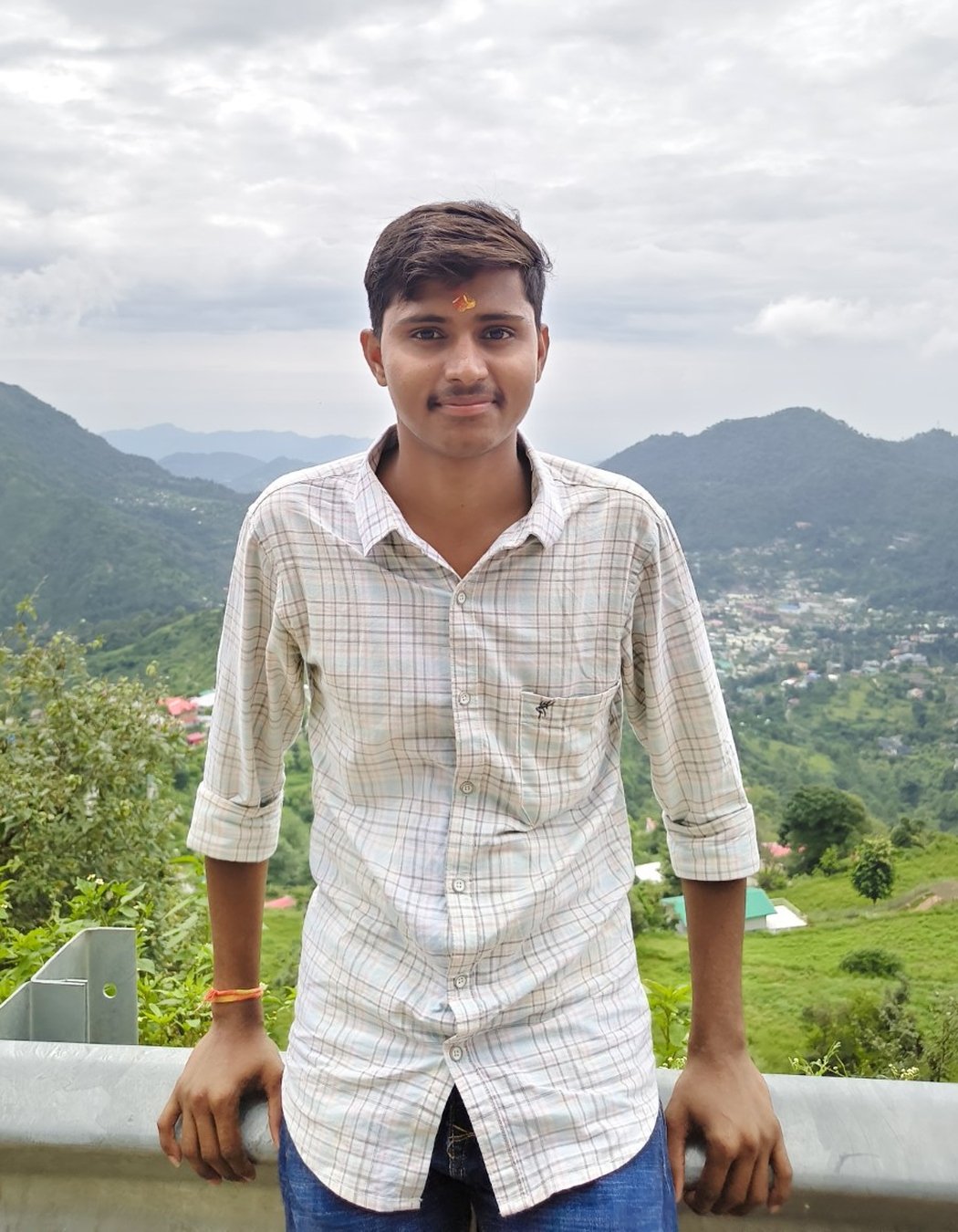 Jitu 9 ( aadhar name = Jeta ram )